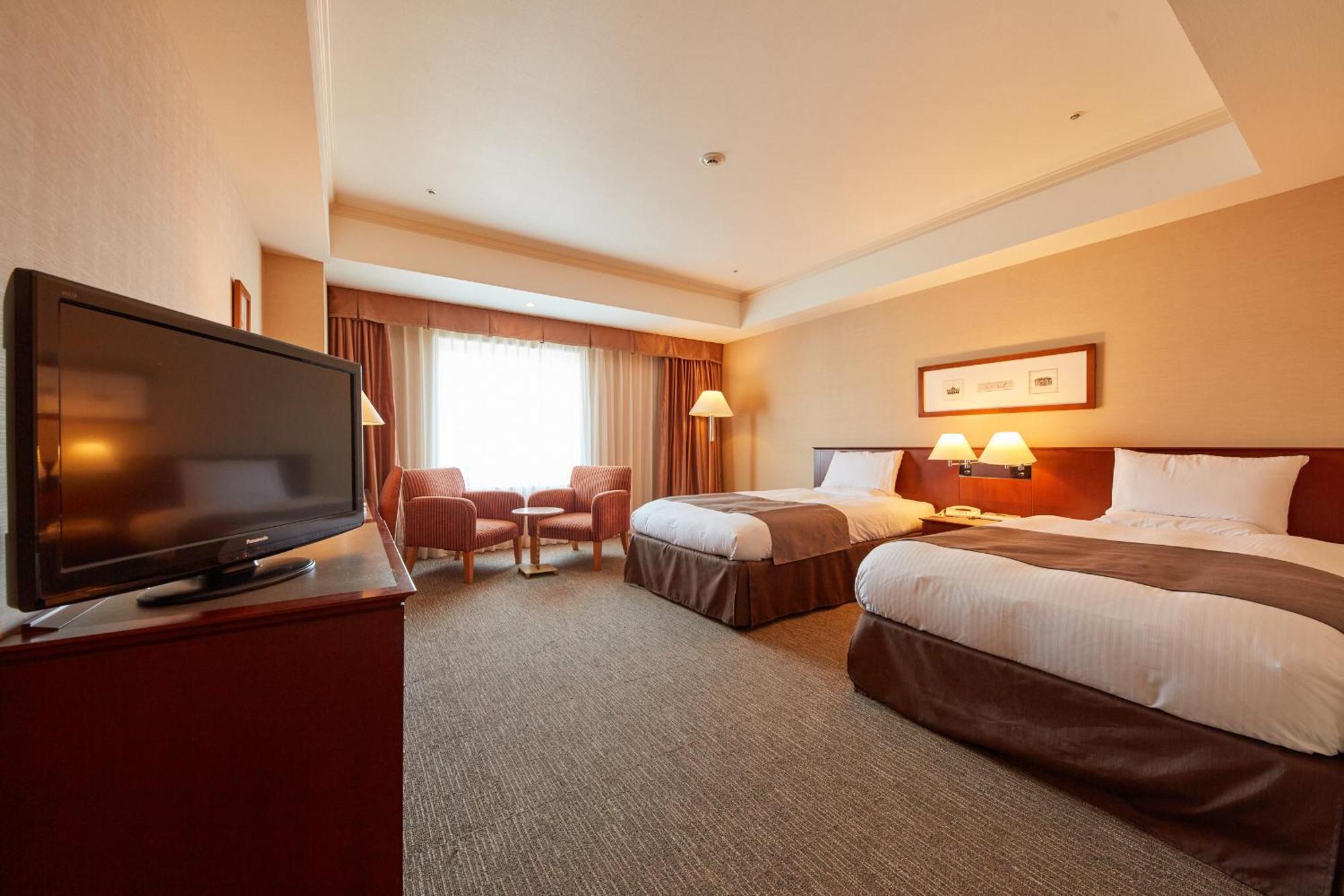 Rembrandt Hotel Ebina Esterno foto