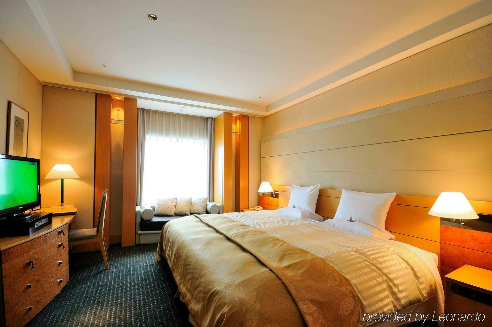 Rembrandt Hotel Ebina Esterno foto